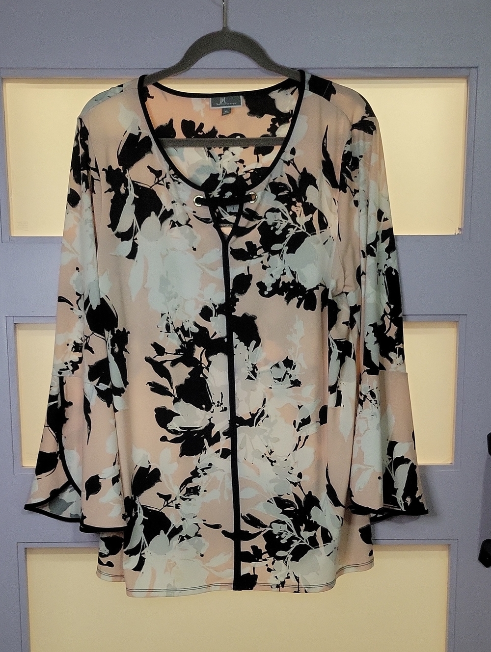 JM Collection Blush & Black Floral Tie-Front Blouse